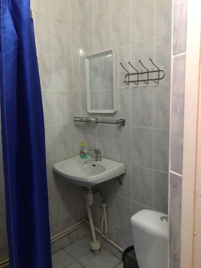 Turist Hotell Karagandy Exteriör bild