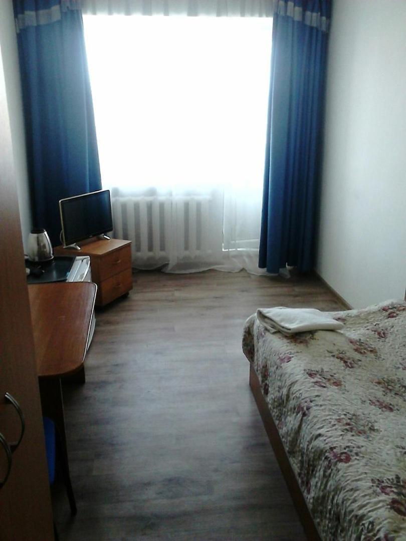Turist Hotell Karagandy Exteriör bild
