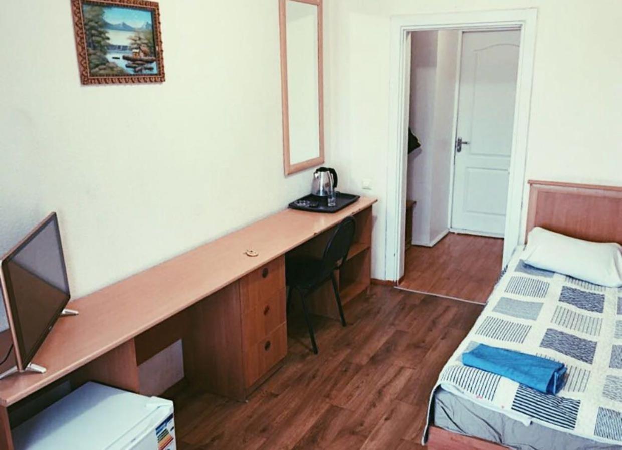 Turist Hotell Karagandy Rum bild