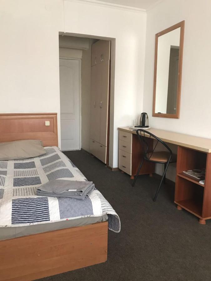 Turist Hotell Karagandy Rum bild